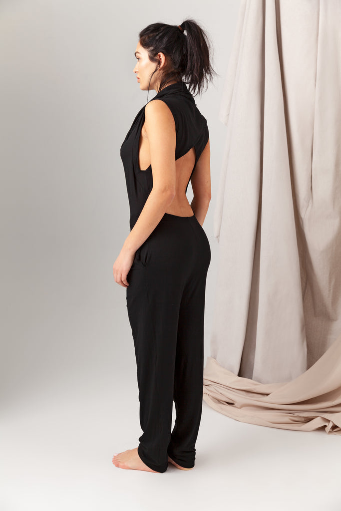 Lâcher Prise black jumpsuit for women - Back Look